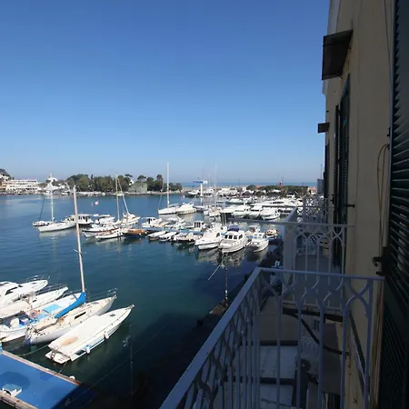 Apartment Riva Destra By Domusextra