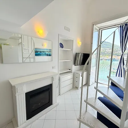 Riva Destra By Domusextra Apartment Ischia