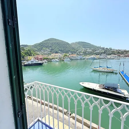 Apartment Riva Destra By Domusextra *